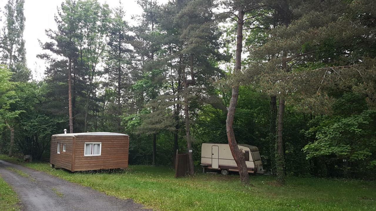 Camping Le P'Tit Bonheur Escaro Exterior photo